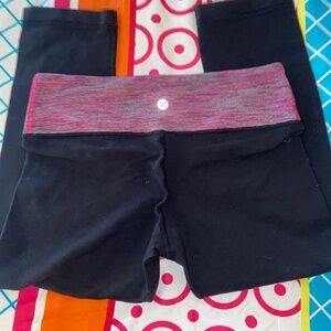LULULEMON LEGGINGS SIZE 6